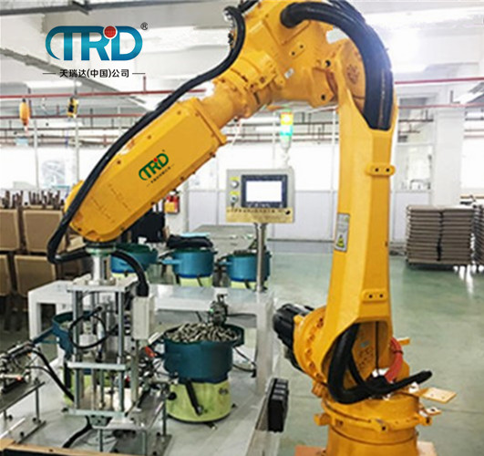 自動螺絲機器人